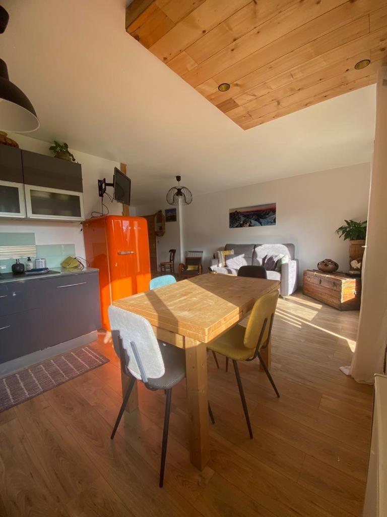 Appartement Au Calme Avec Vue Sur Les Montagnes. Sévrier Zewnętrze zdjęcie